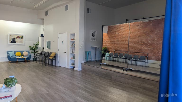  Hollywood Dance Studio First Floor High Ceiling on N Vermont 