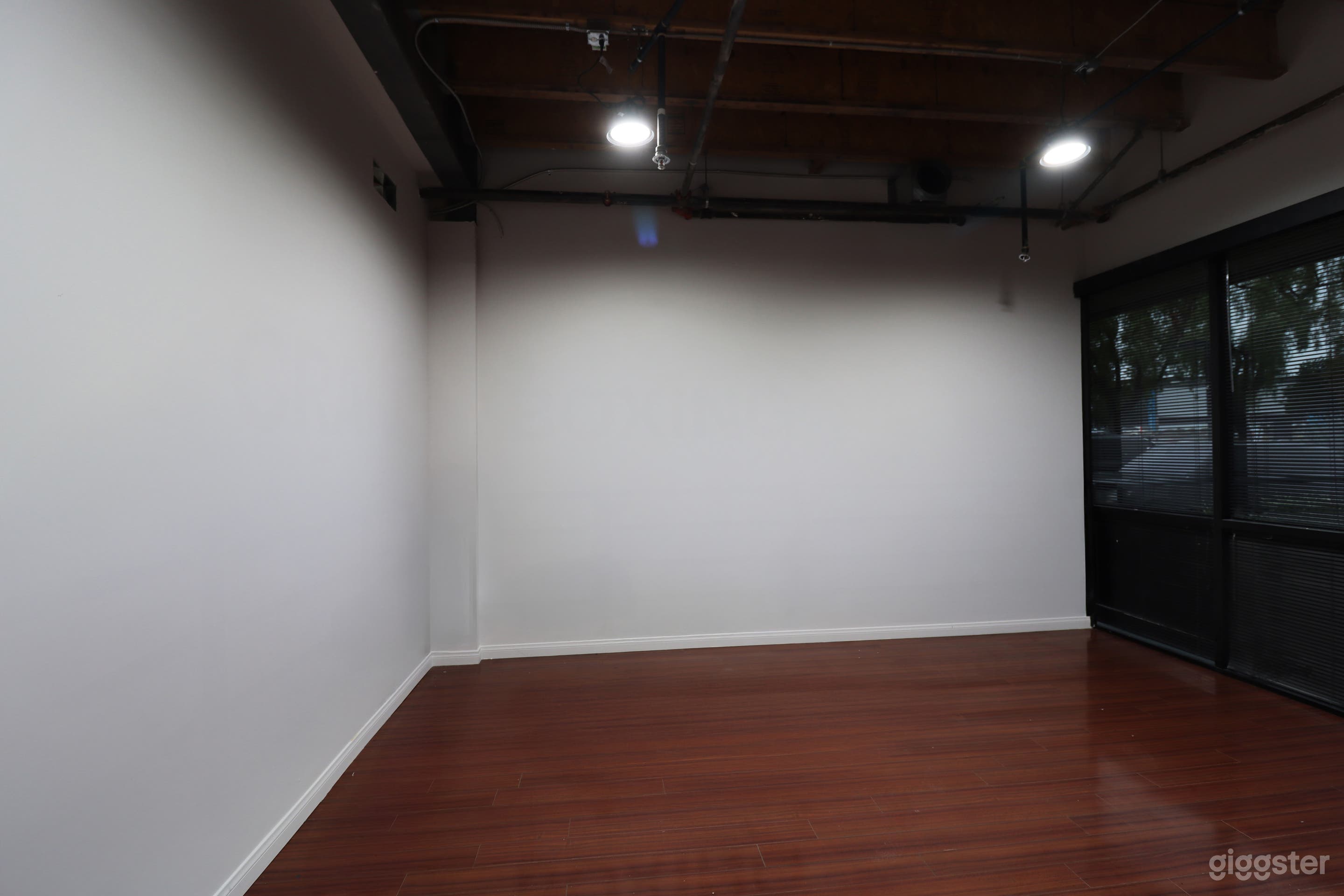 Premier Recording, Podcast &amp; Event Space – A High-End Creative Hub in Calabasas Photo 1