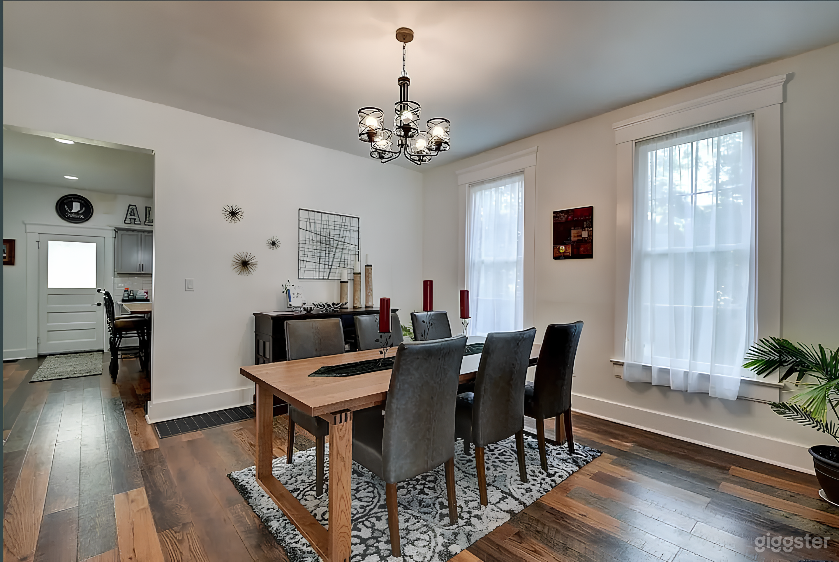 Downtown Retreat with Hot Tub Photo 4