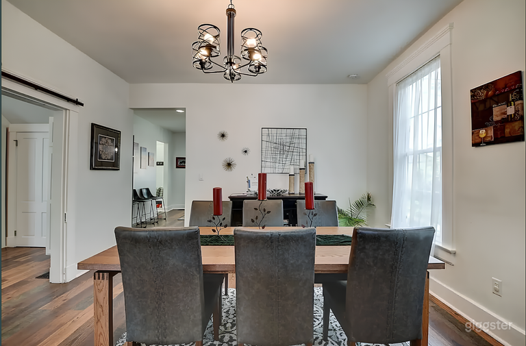  Downtown Retreat with Hot Tub 