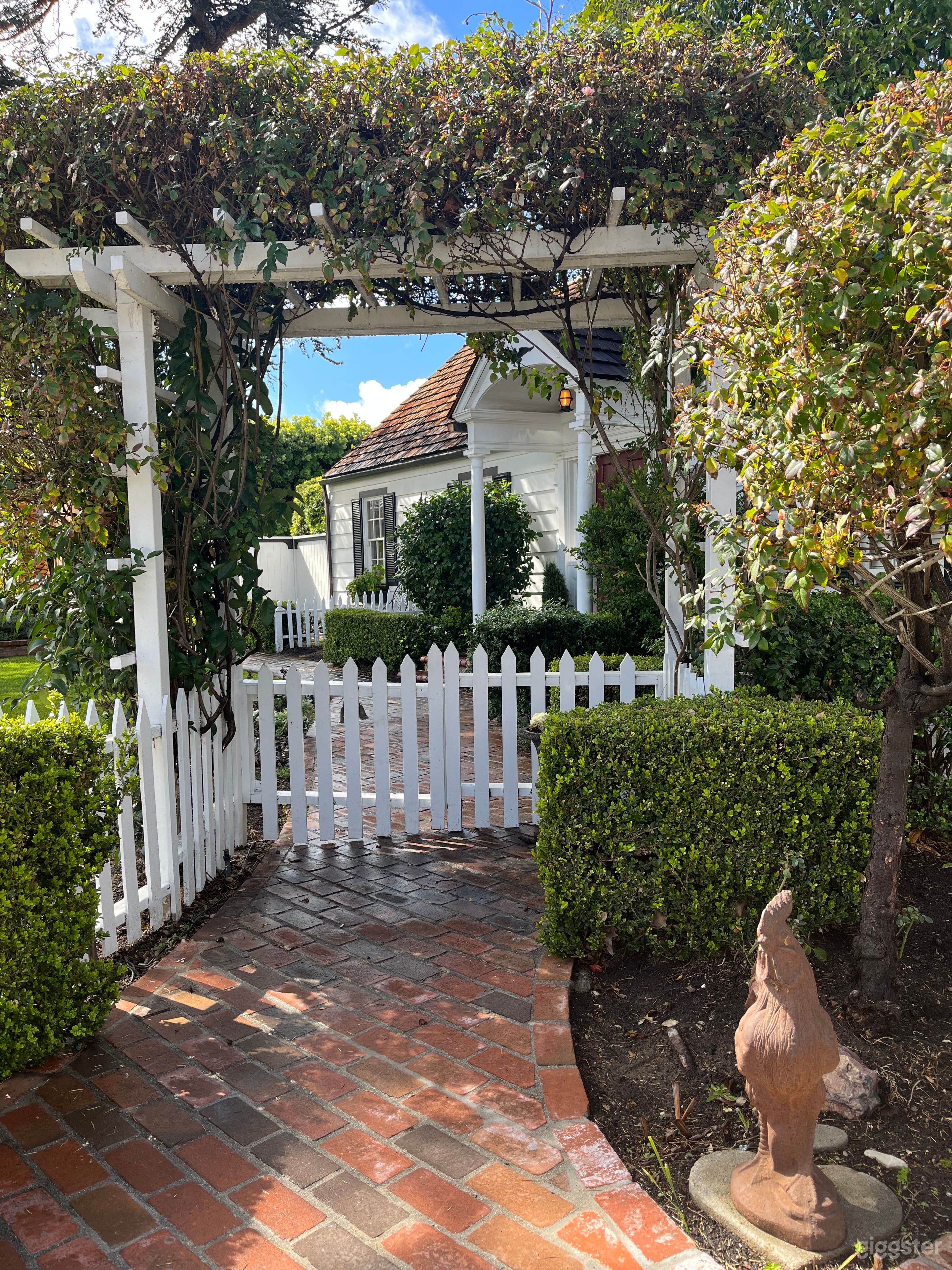 Charming Cape Cod Home with backyard oasis. Photo 3