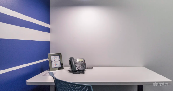  Focus/Phone Room in Chicago 