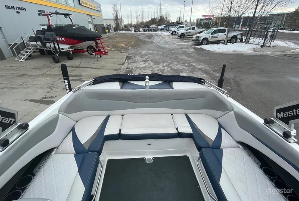 Multisport Family Boat Photo 3