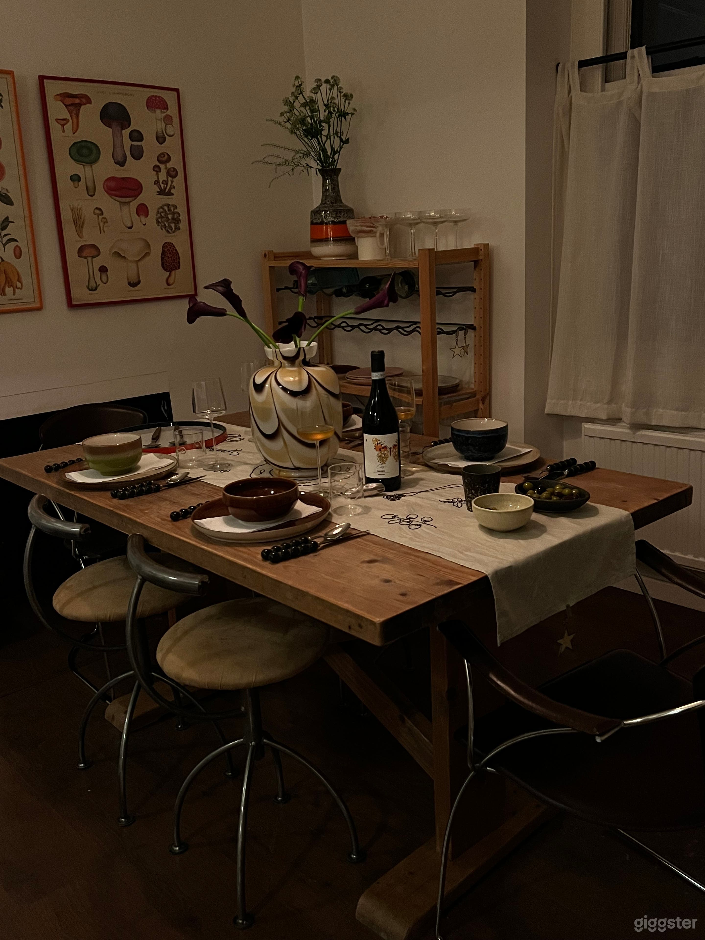 Large and bright Victorian Apartment in Clapton Photo 3