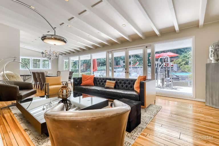  Roscomare Villa with private pool 