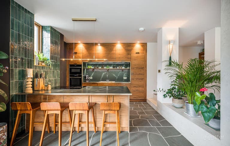  Mid-Century Modern, Henley House RG9 