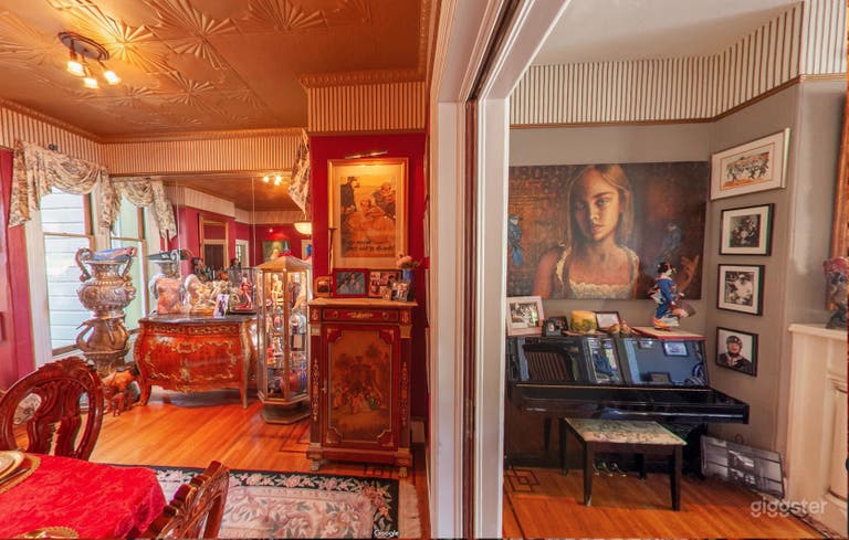  Gorgeous Victorian Place in San Francisco 