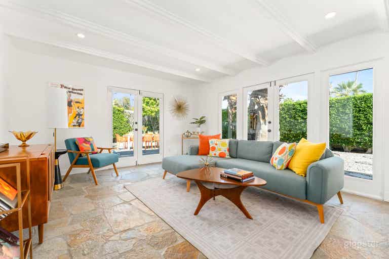  Retro Mid-Century Modern Glamour Hideaway 