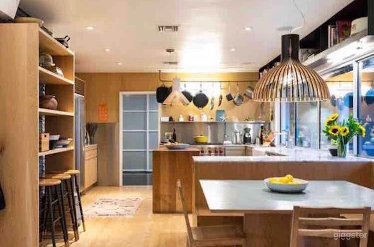 Mid Century Hollywood Heaven Photo 4