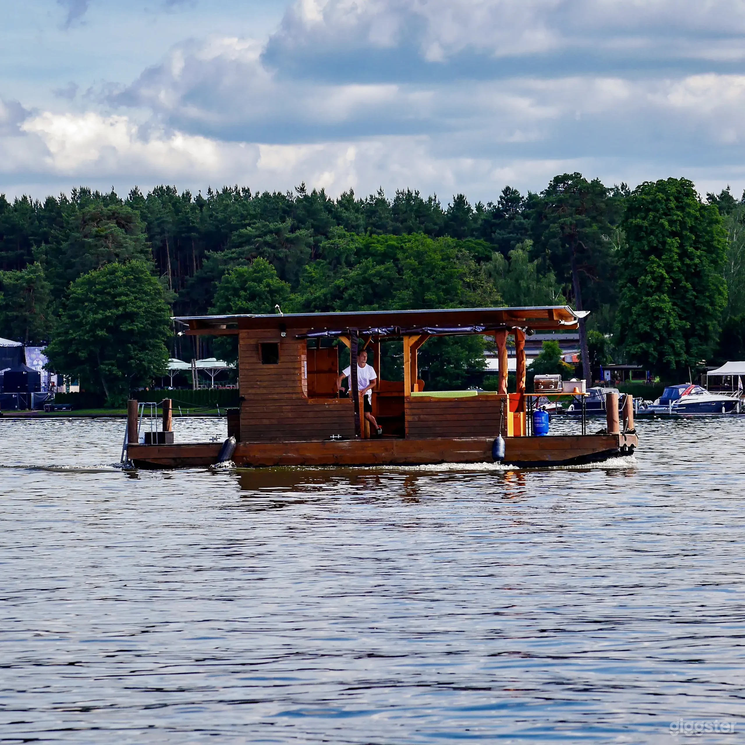 Holzfloß Woody Foto 2