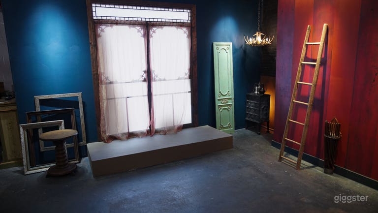  Not a real window! It&#x27;s a giant light box built into the wall for photo shoots. Regardless of the actual time of day, you can control the light, easily changing the look from bright daylight to a subdued evening glow. 