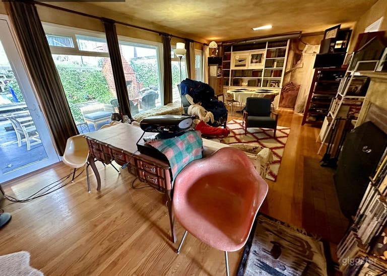  Hillside Ranch House turfed large lawn 