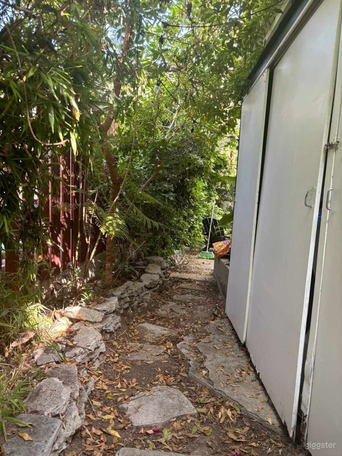 Backyard Gem in Elysian Valley Photo 4