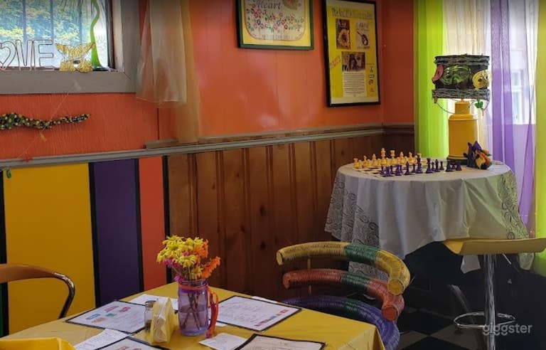  Eclectic and Colorful Restaurant in Memphis 