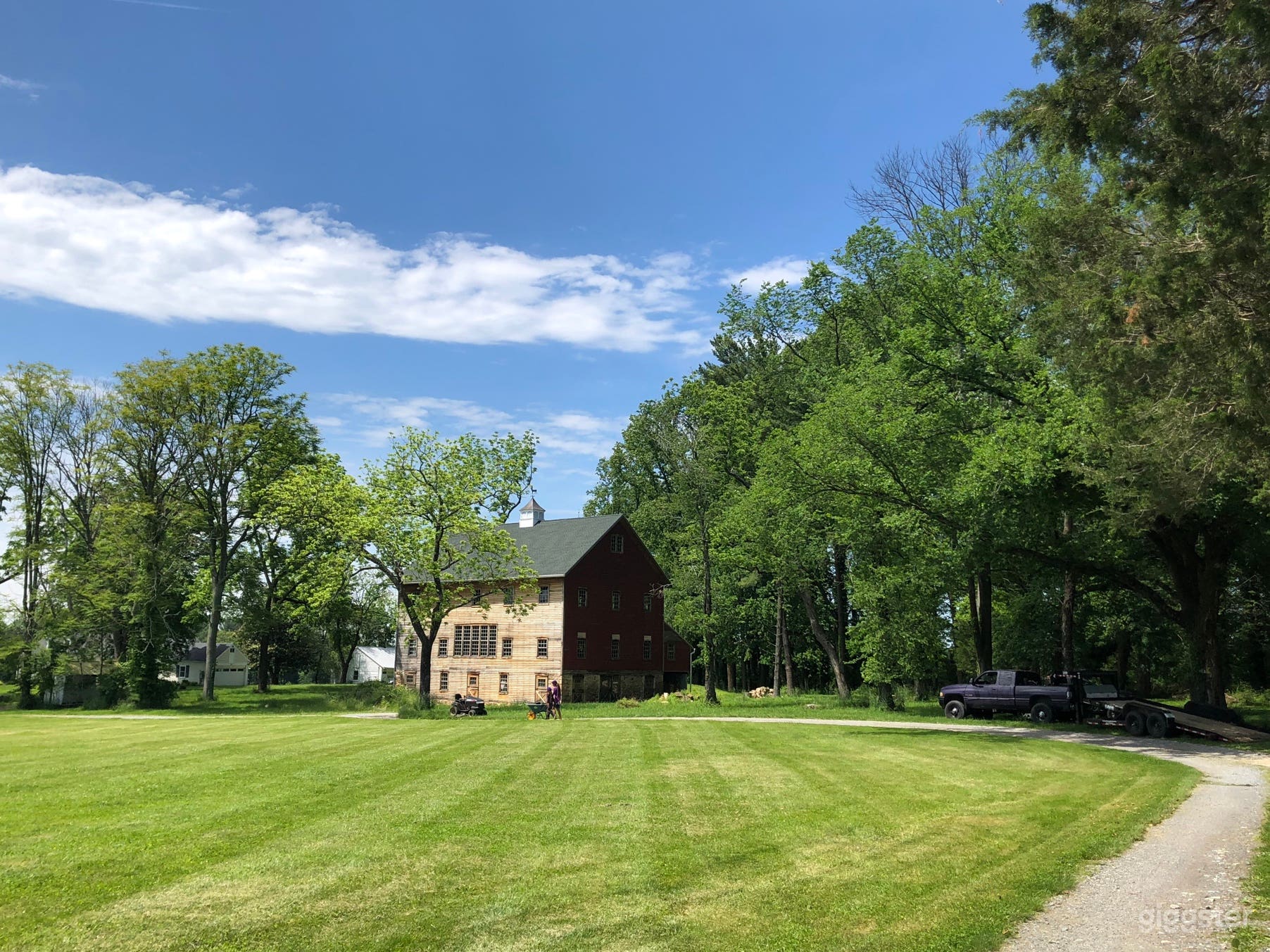 Amazing Historic Barn in Washington DC Metro Area Photo 3