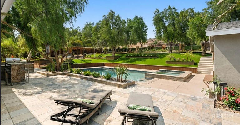  Resort style/Ranch property 