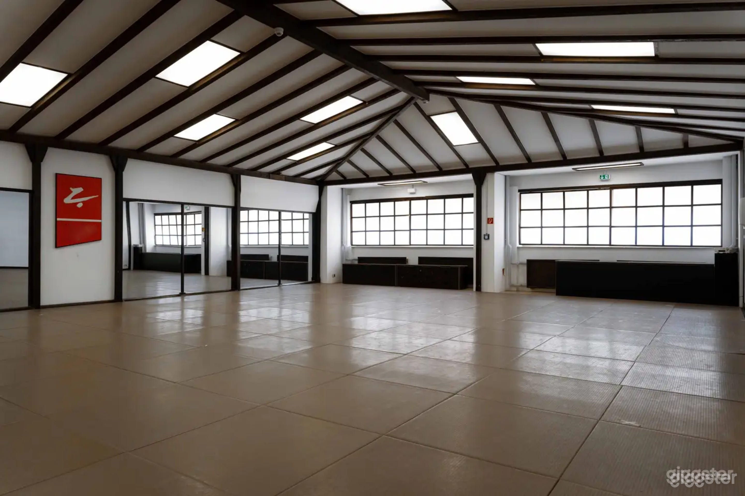 Box- und Functional Gym für Film und Foto Foto 1