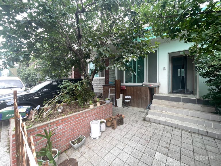  밝은 단독 주택 