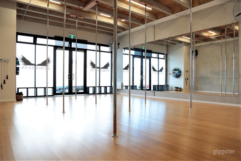  Entire Studio Hire (Ground & Upper Level) 