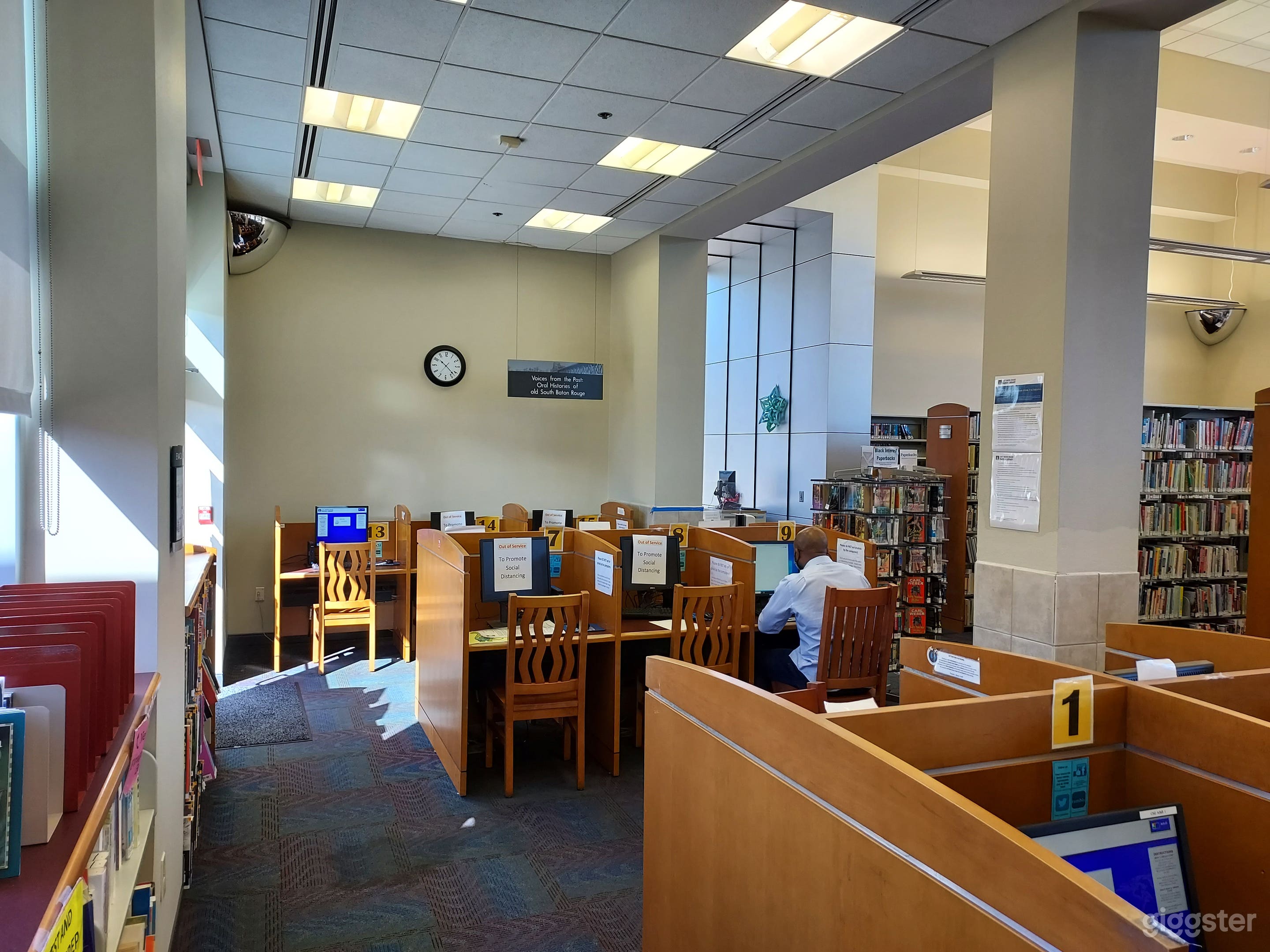 Public library in Carver Branch  Photo 3