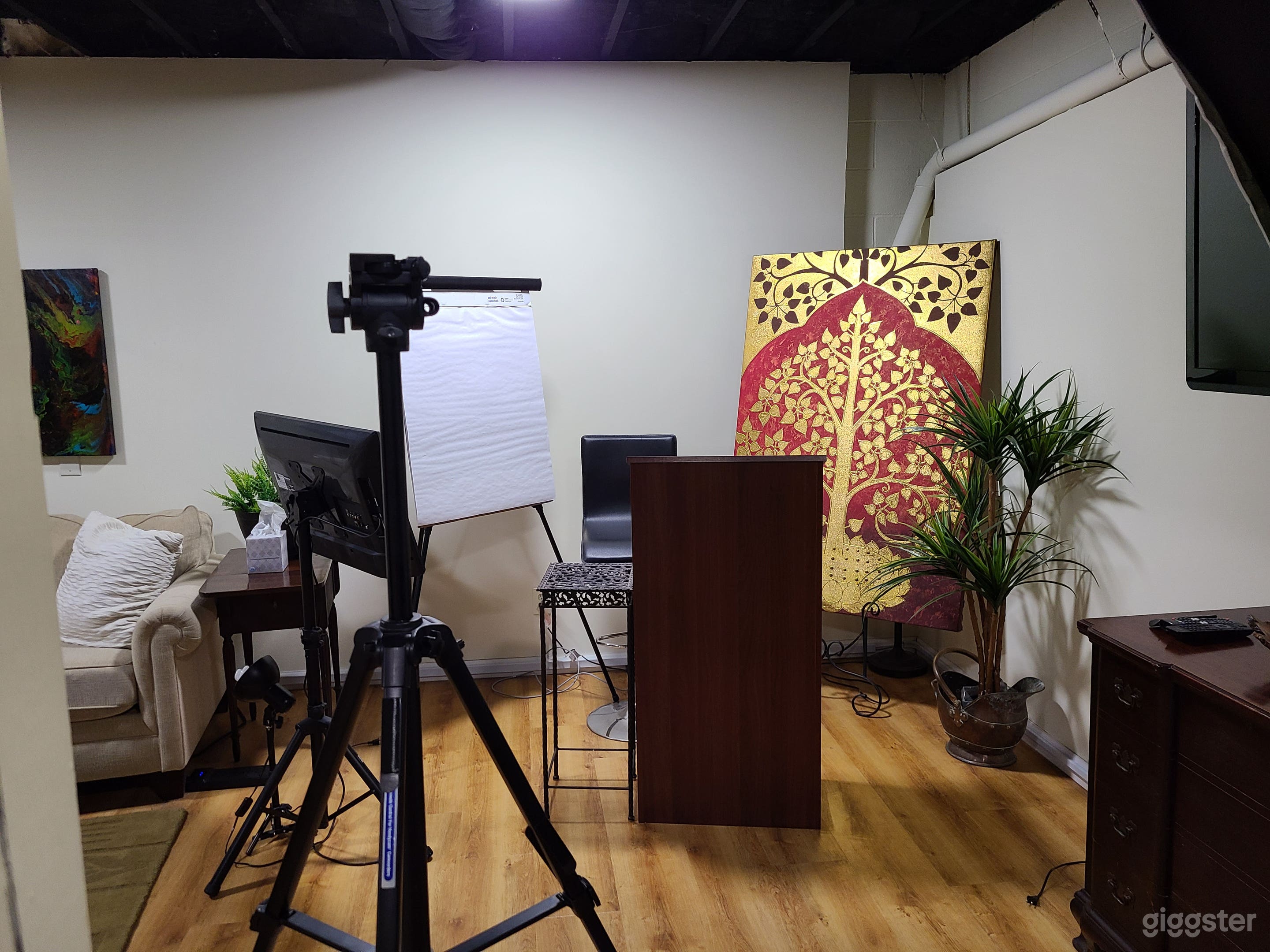 Dedicated Film &amp; Sound Recording Studio Photo 4