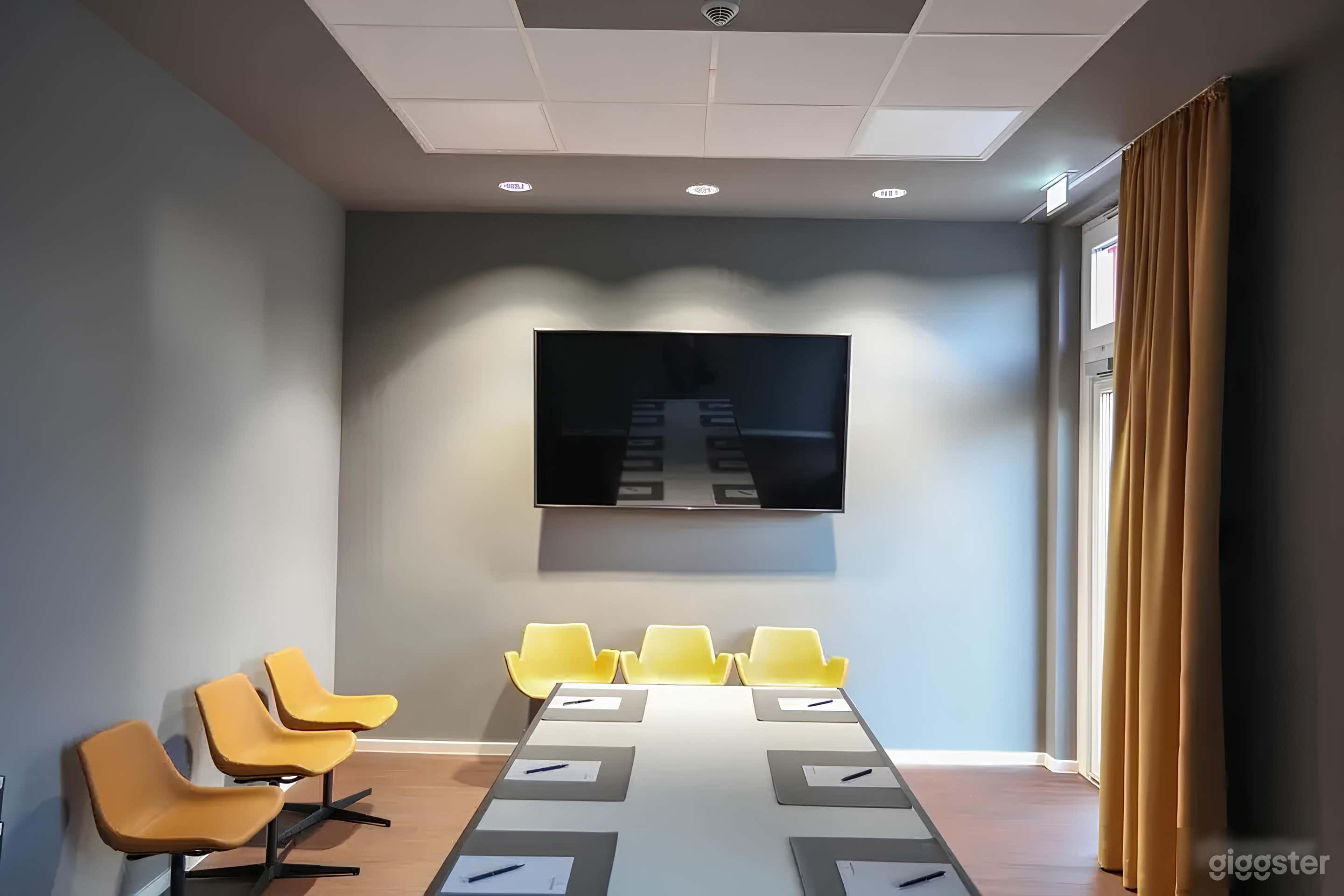 Moderne Minimalistische Strategie-Suite Foto 4