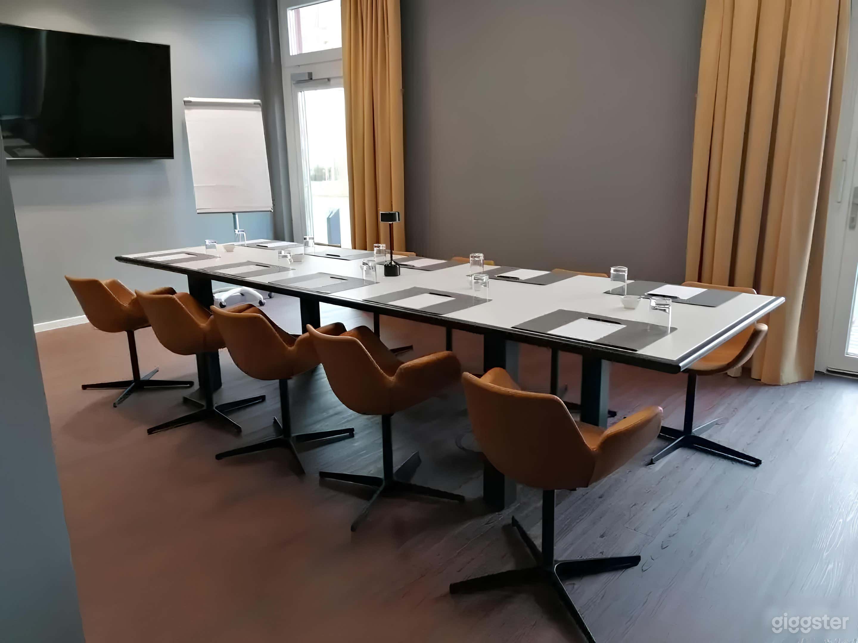 Moderne Minimalistische Strategie-Suite Foto 2
