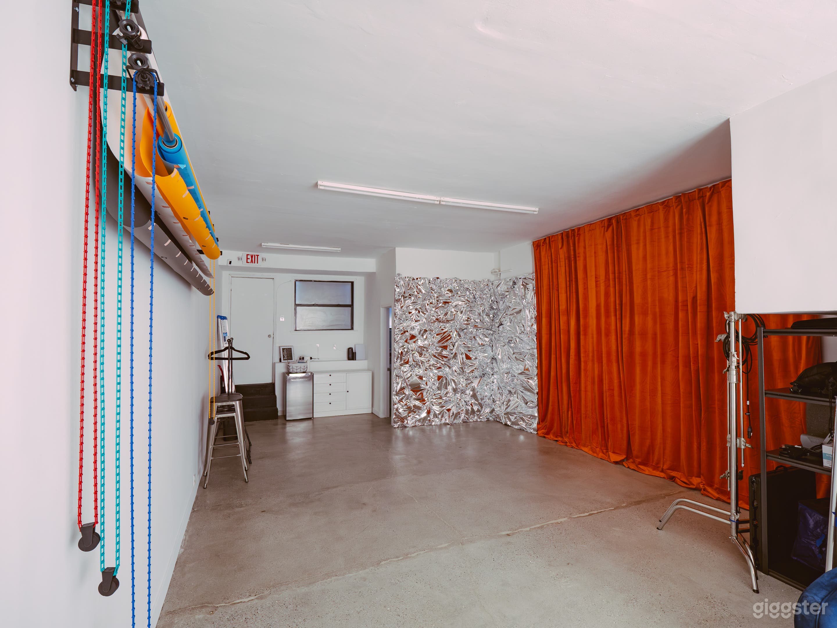 All-Inclusive Culver City Photo/Video Studio Photo 1
