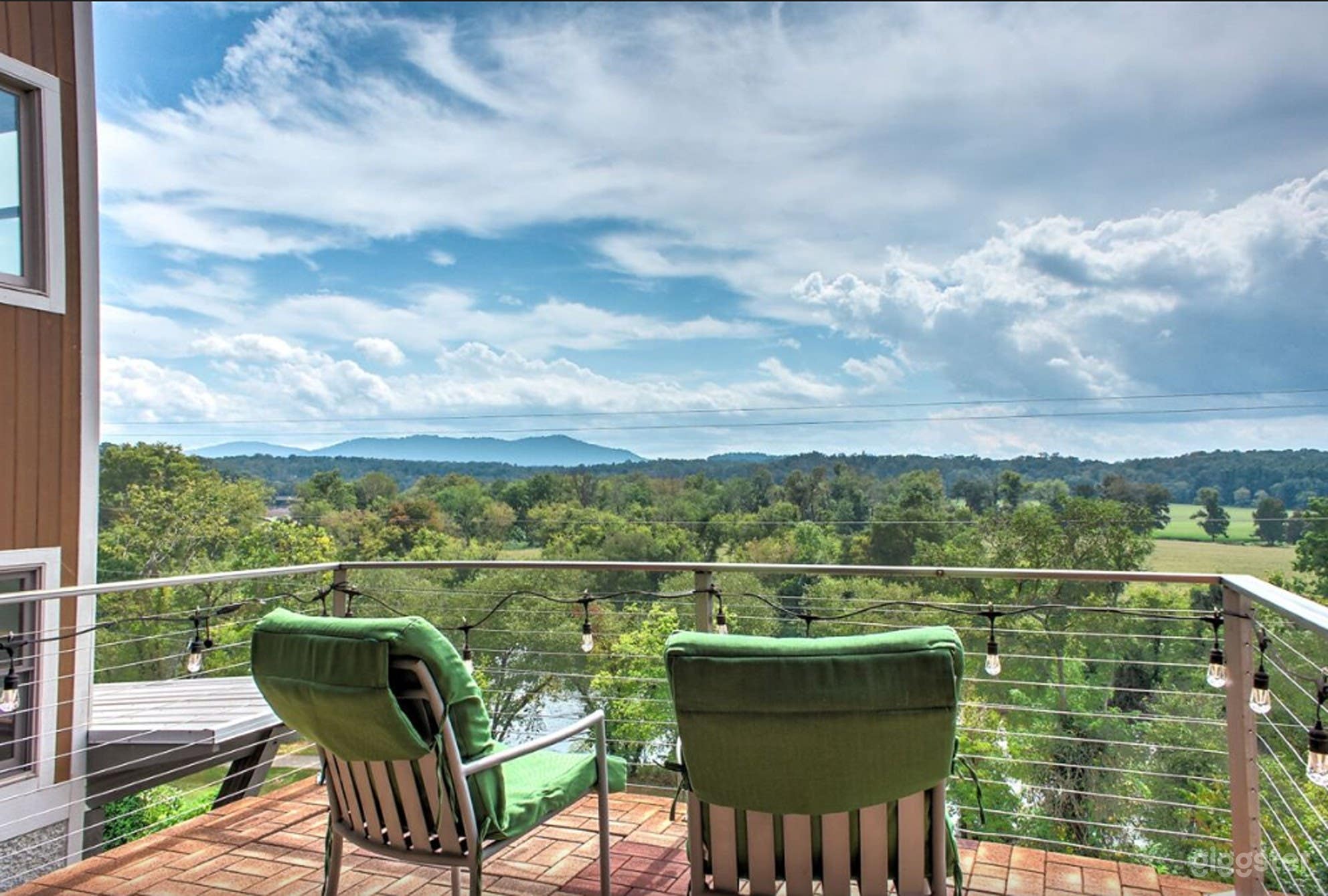 Magical Mountain Home Photo 2