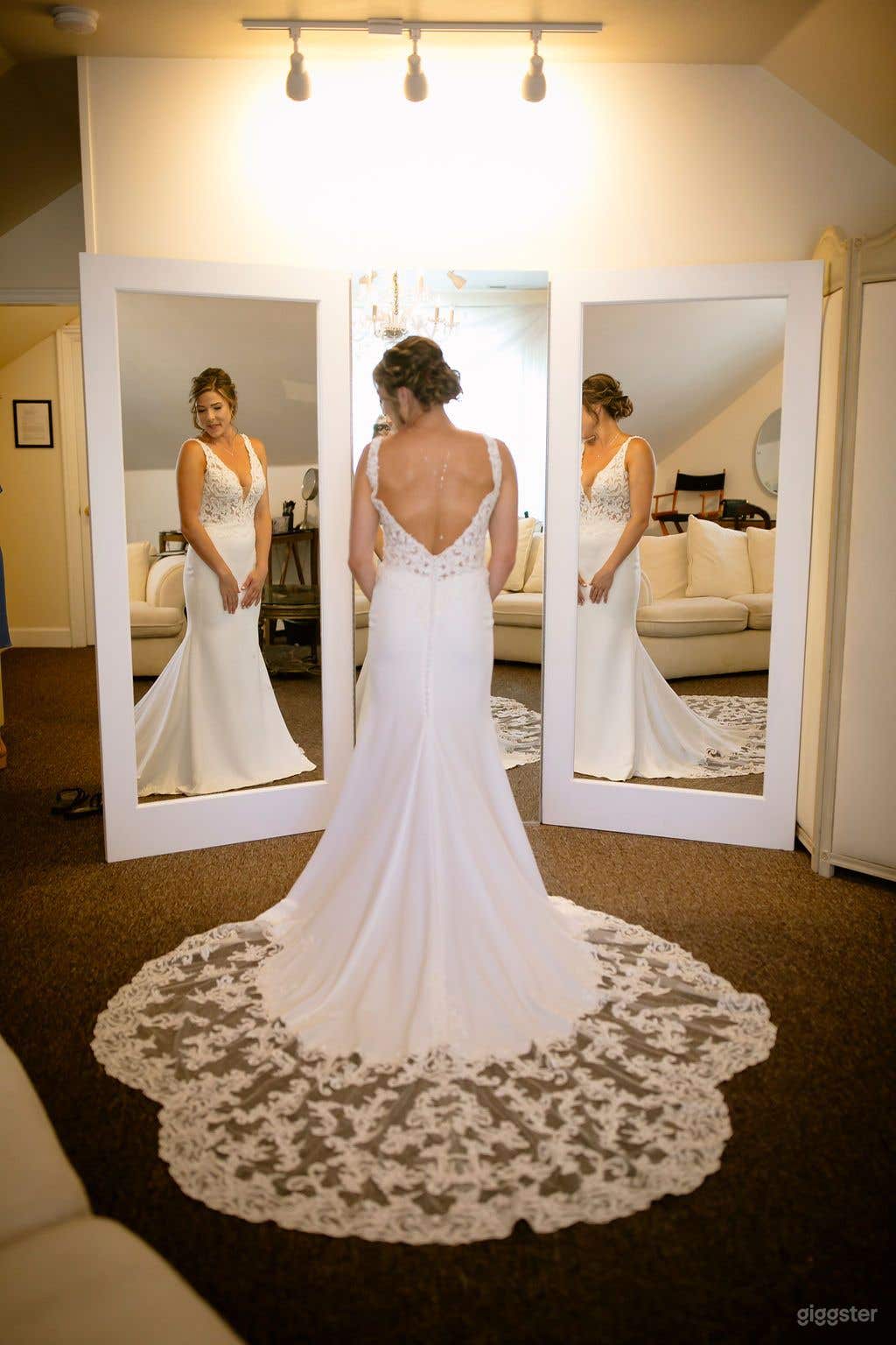 Elegant Bride and Groom Ready Rooms in California Wine Country Photo 3