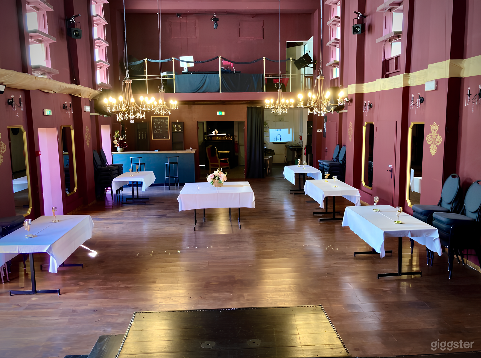 Photo de Le Séchoir | Salle de réception rustique chic pour mariages  3