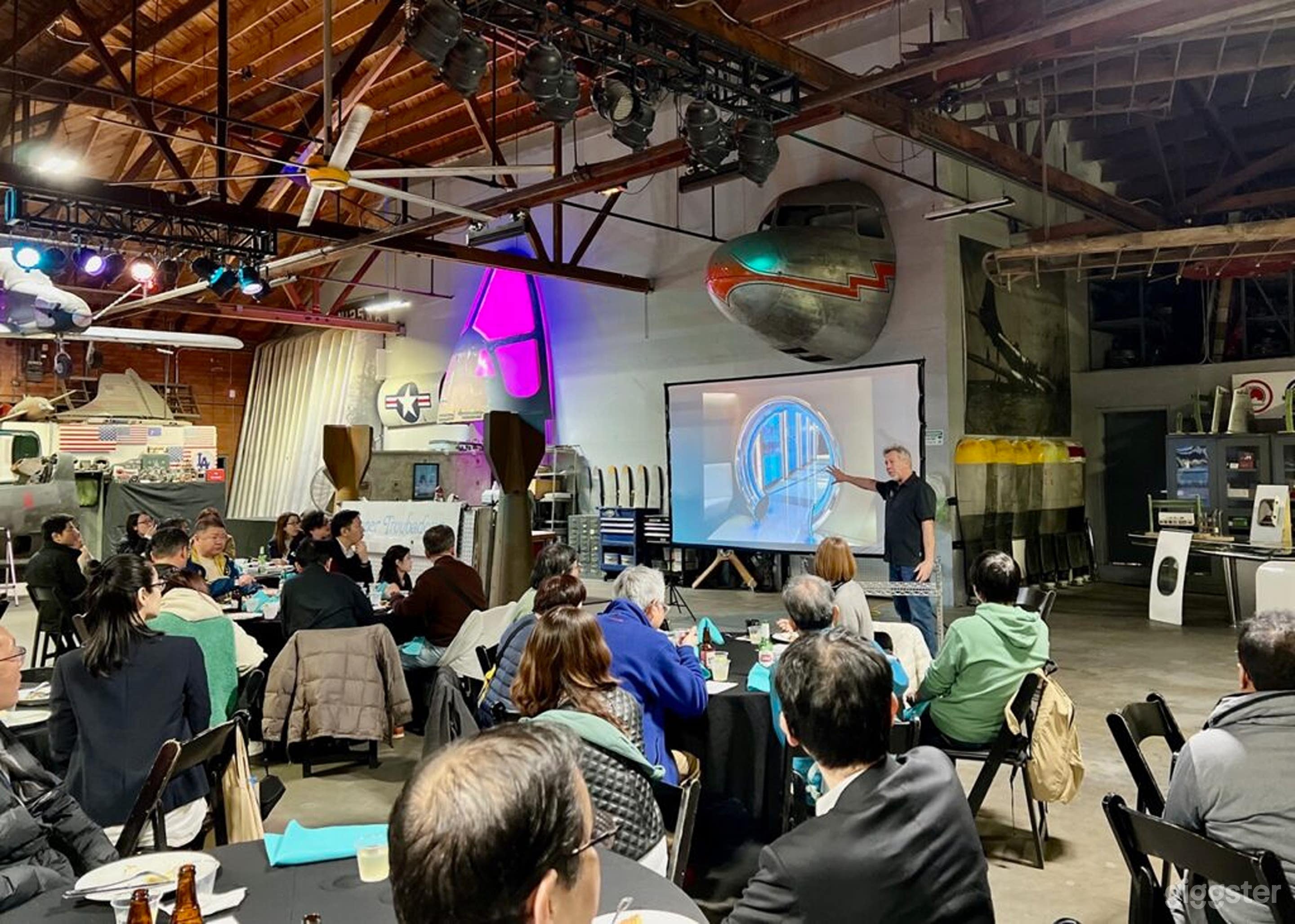 Aviation Art Meets Extraordinary Events Photo 2