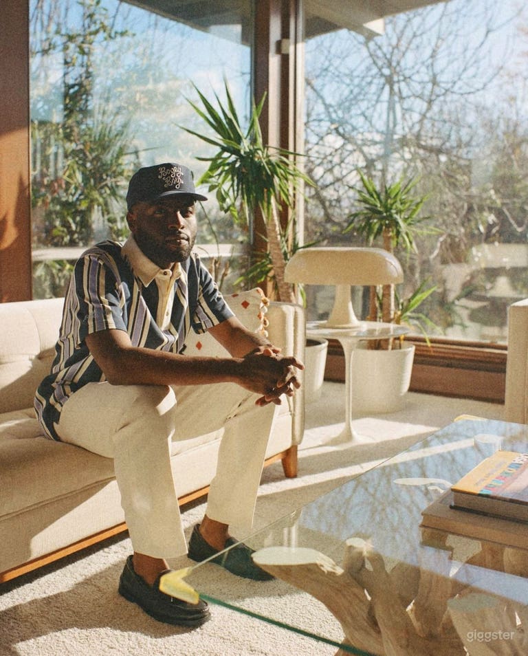  Swank Mid-Century Modern in Seward Park. 