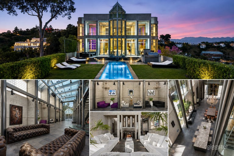  Luxury Glass Home Overlooking the Hills 