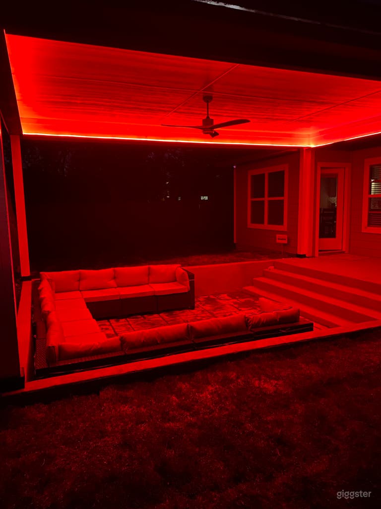  Spacious Home w/ Open Floorplan and Sunken Patio 