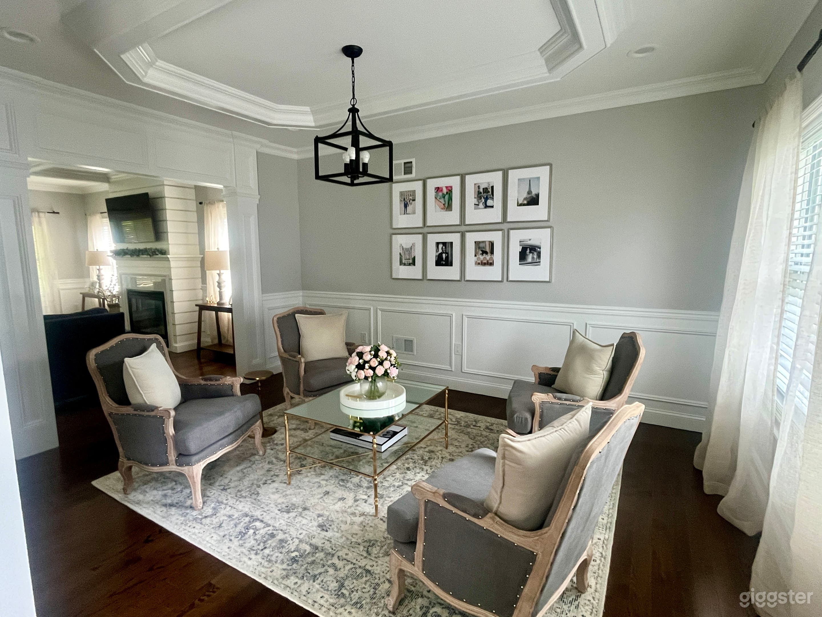 Pristine suburban home with huge basement Photo 4