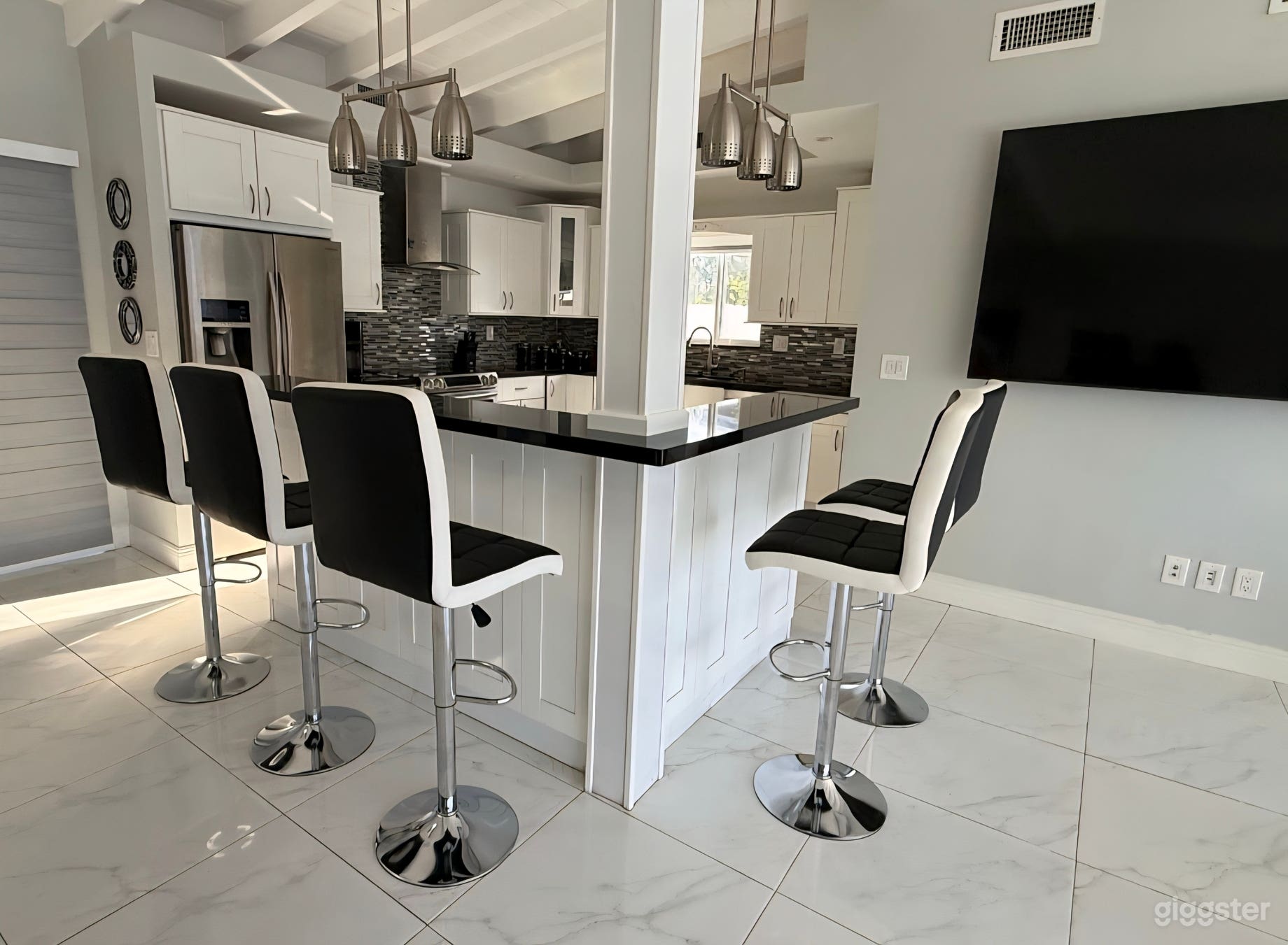 Luxury House in Miami, Heated Pool, BBQ, Family and Friend. Photo 4