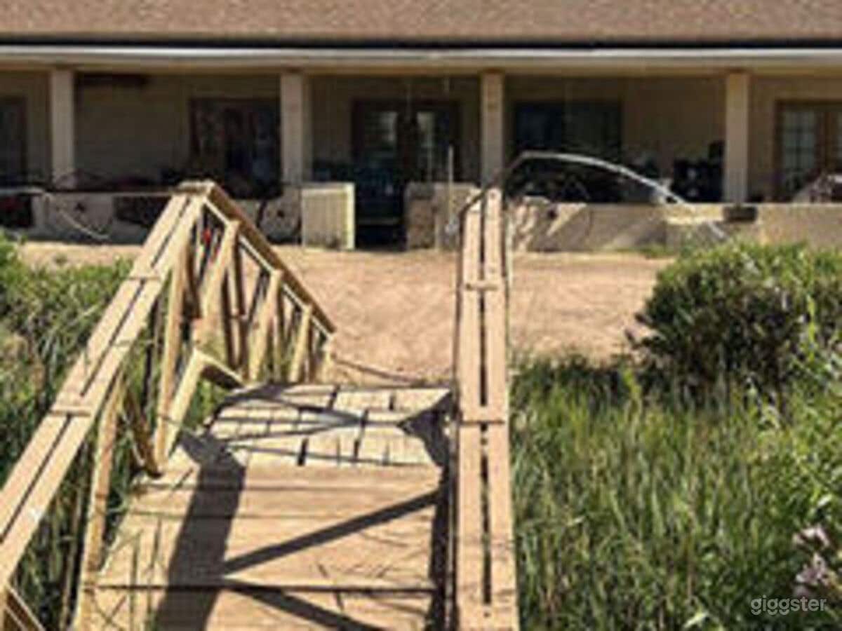 1 acre pond with fishing in the desert Photo 3