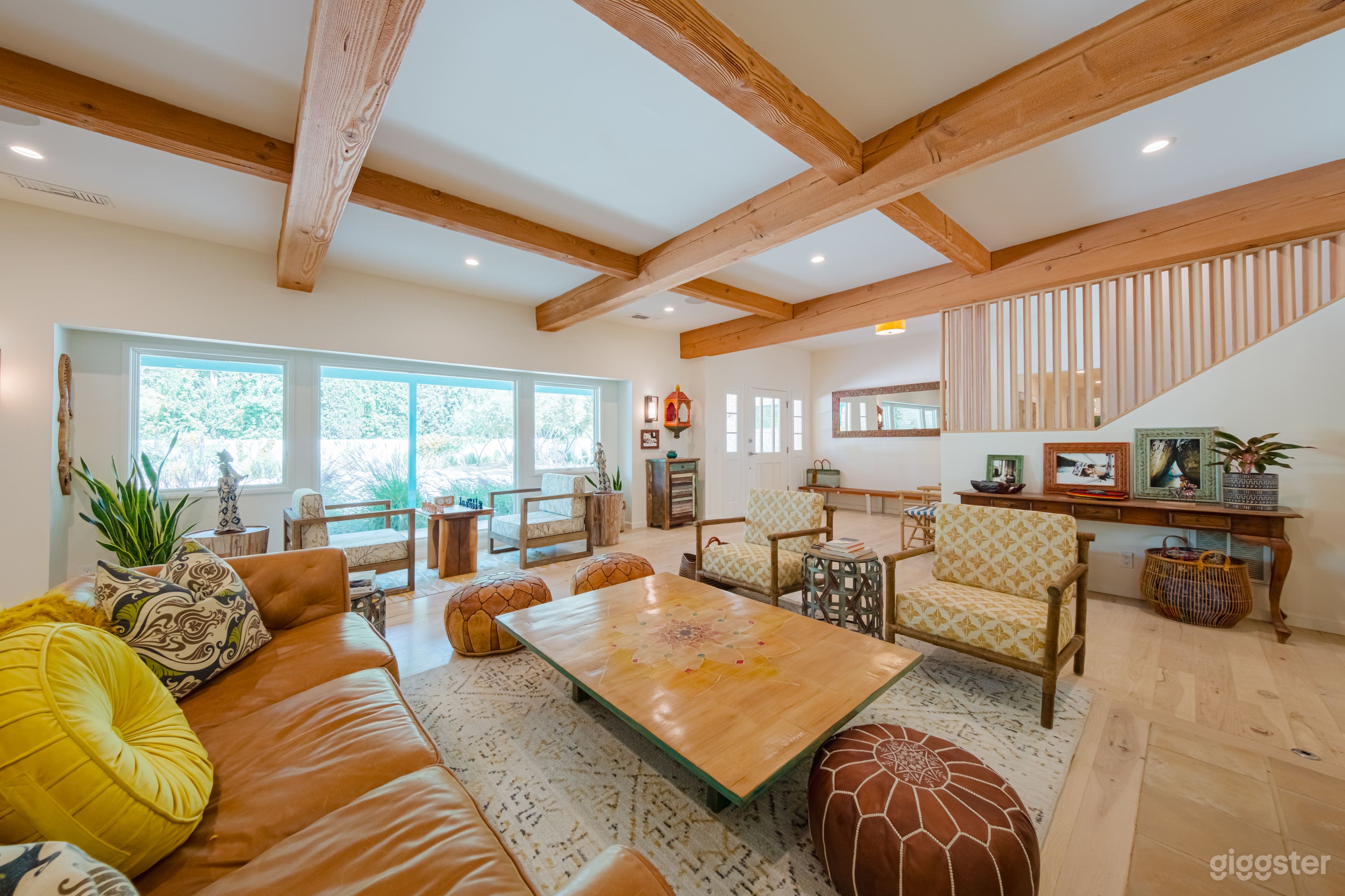 CALIFORNIA RANCH HOUSE FOR PRODUCTIONS Photo 2