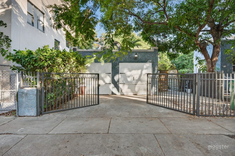  Retro Cabana Surf Lodge Retreat in Little Havana 