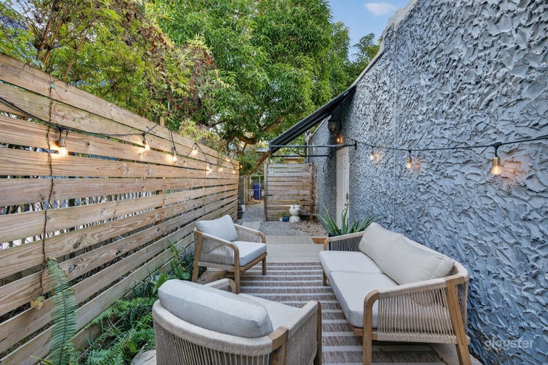  Retro Cabana Surf Lodge Retreat in Little Havana 