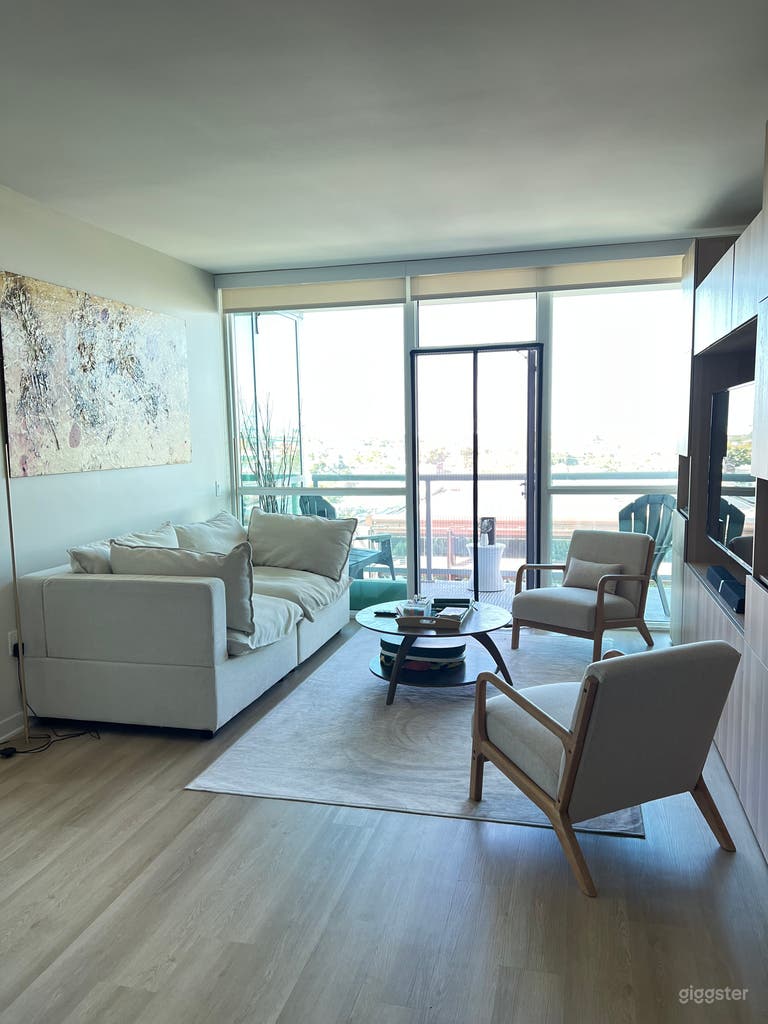  Living room side view 