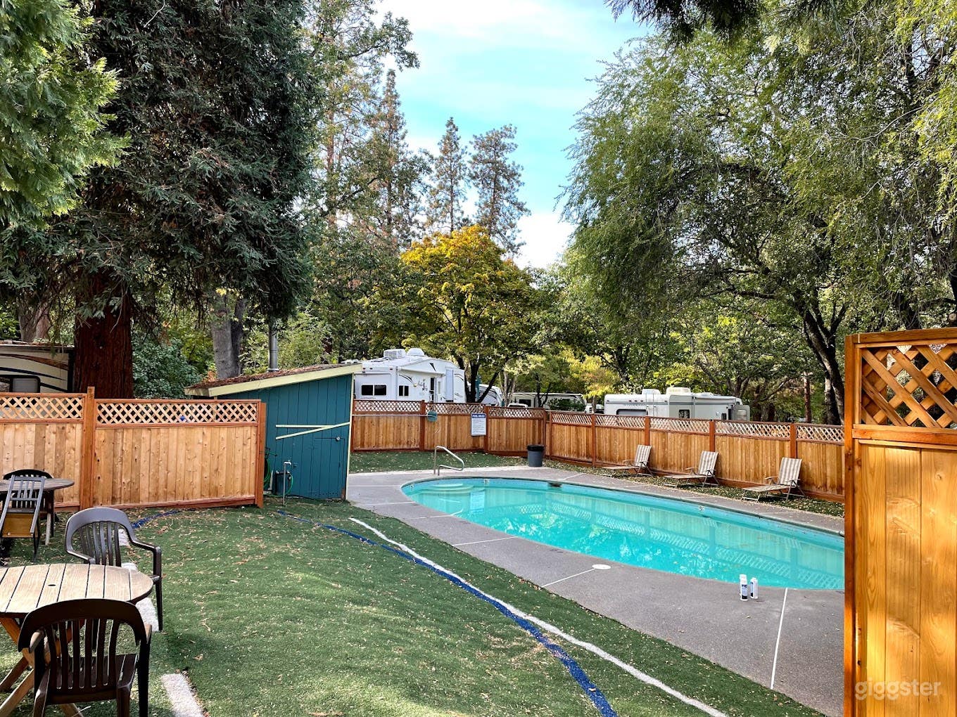 An inviting Pool at an RV Park in Ashland Photo 4