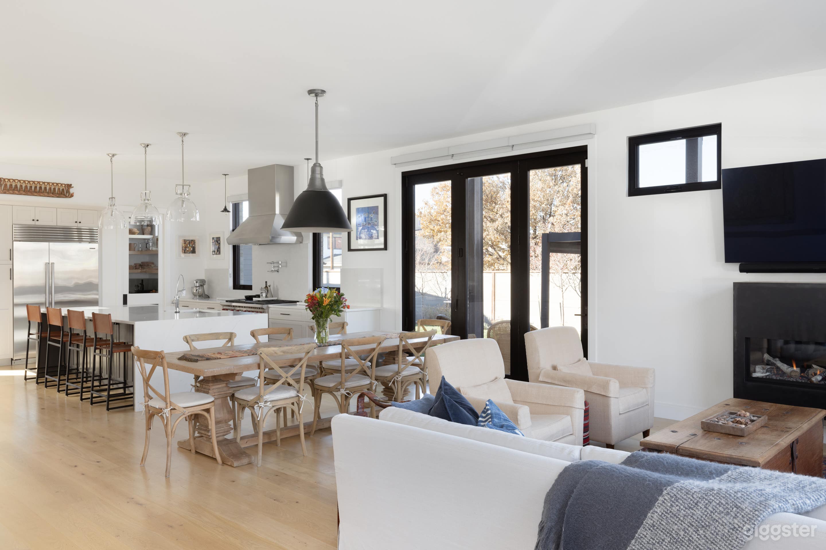 Open Plan Kitchen, Dining and Living Area