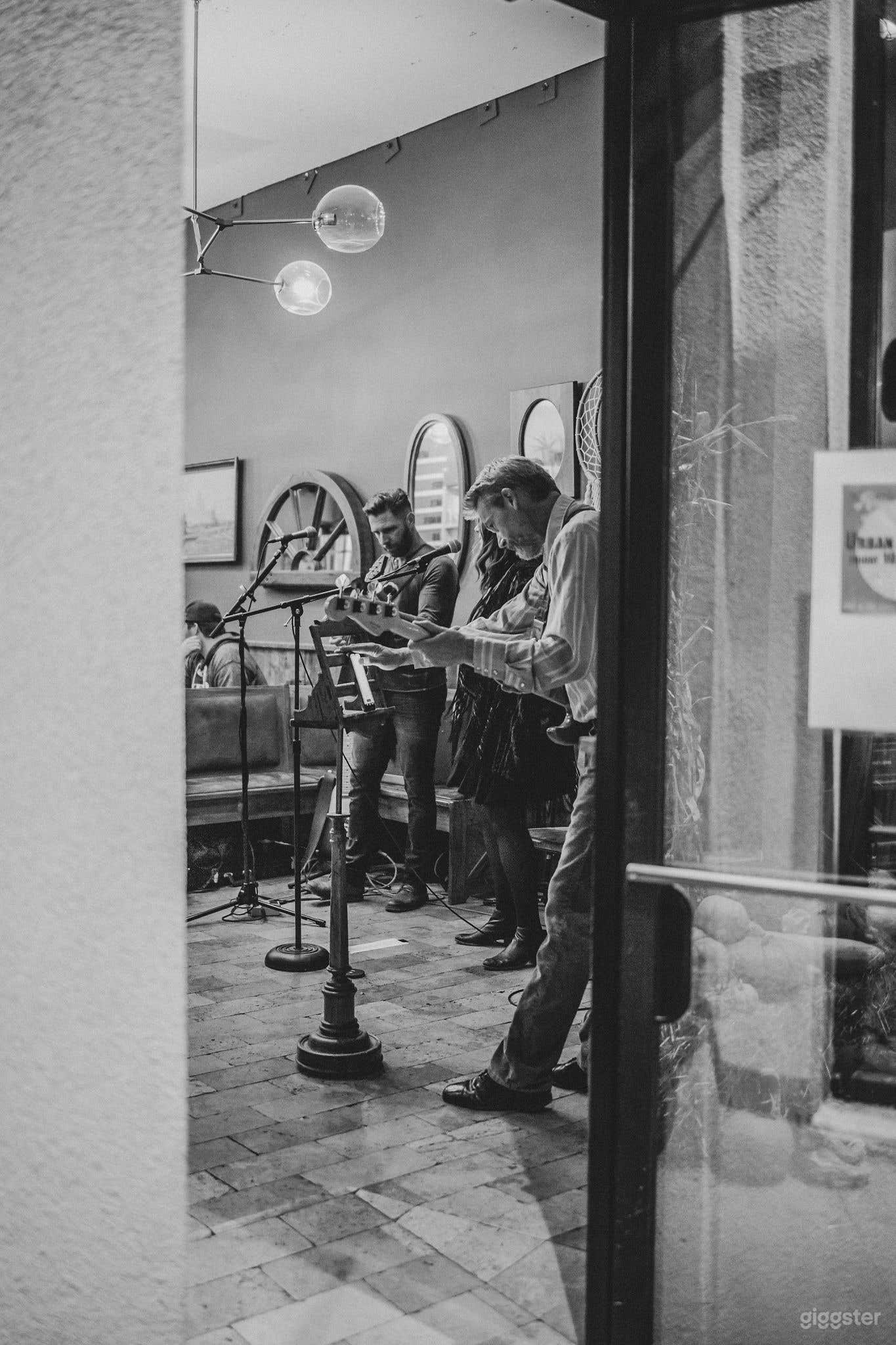 Neighborhood Brewery and Pub in Denver Photo 3