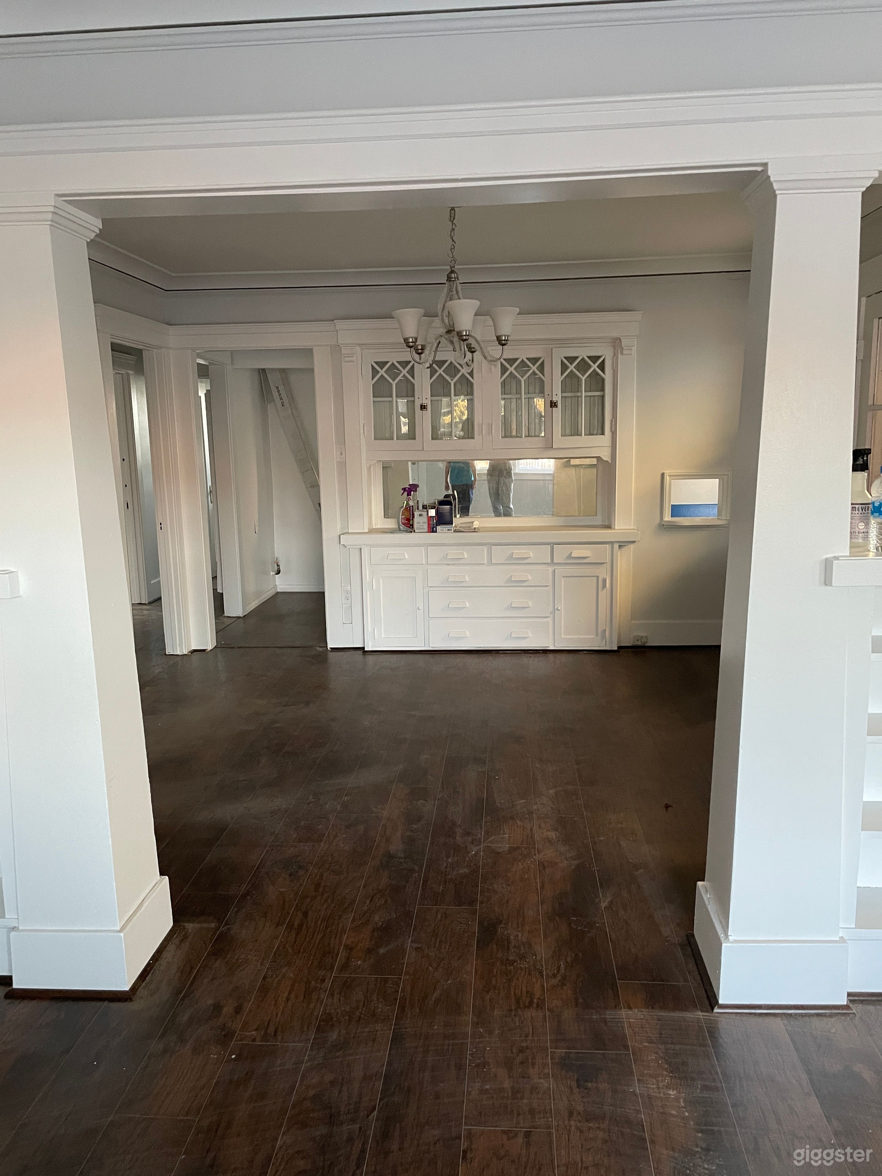 100 Year Old Craftsman Style Home in Los Angeles Photo 3