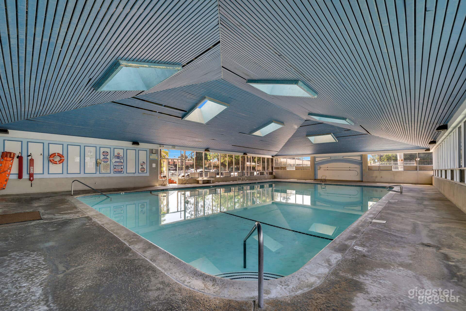  THE ATHLETIC OASIS INDOOR SWIMMING POOL Photo 2
