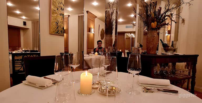  Charmant Haussmann-restaurant met elegant hout 