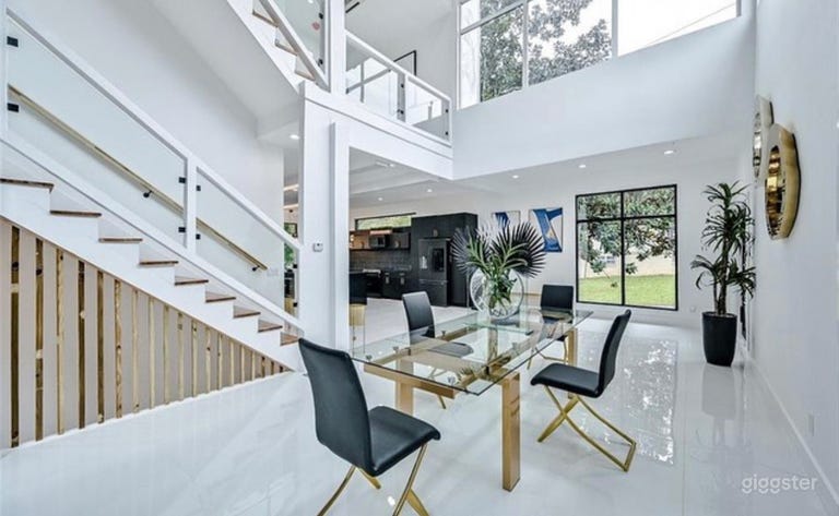  Modern Living Room/Kitchen/Dinning/Office/Basement 