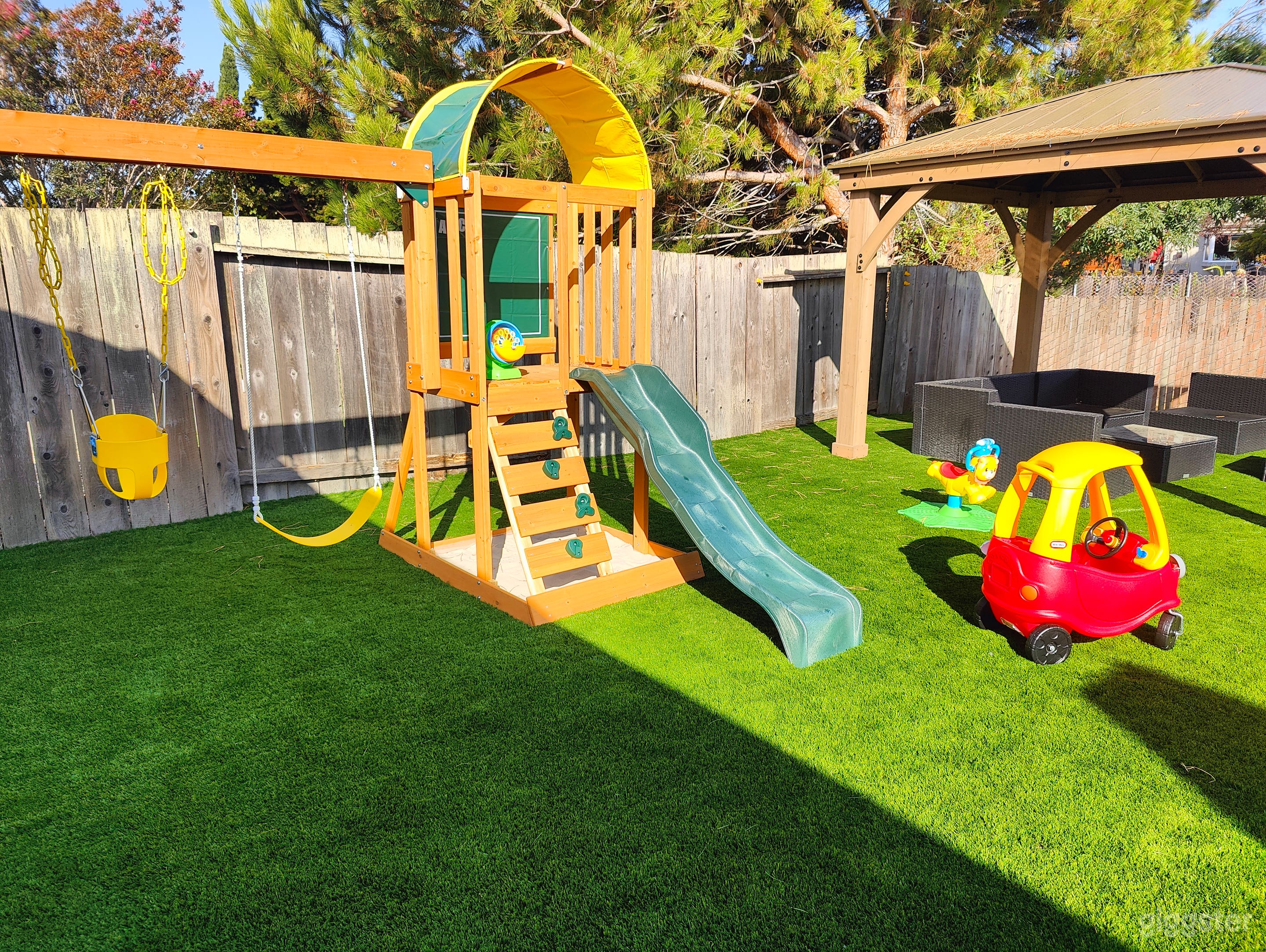 Breezy Backyard • Parties, Workshop & Shoots Photo 2